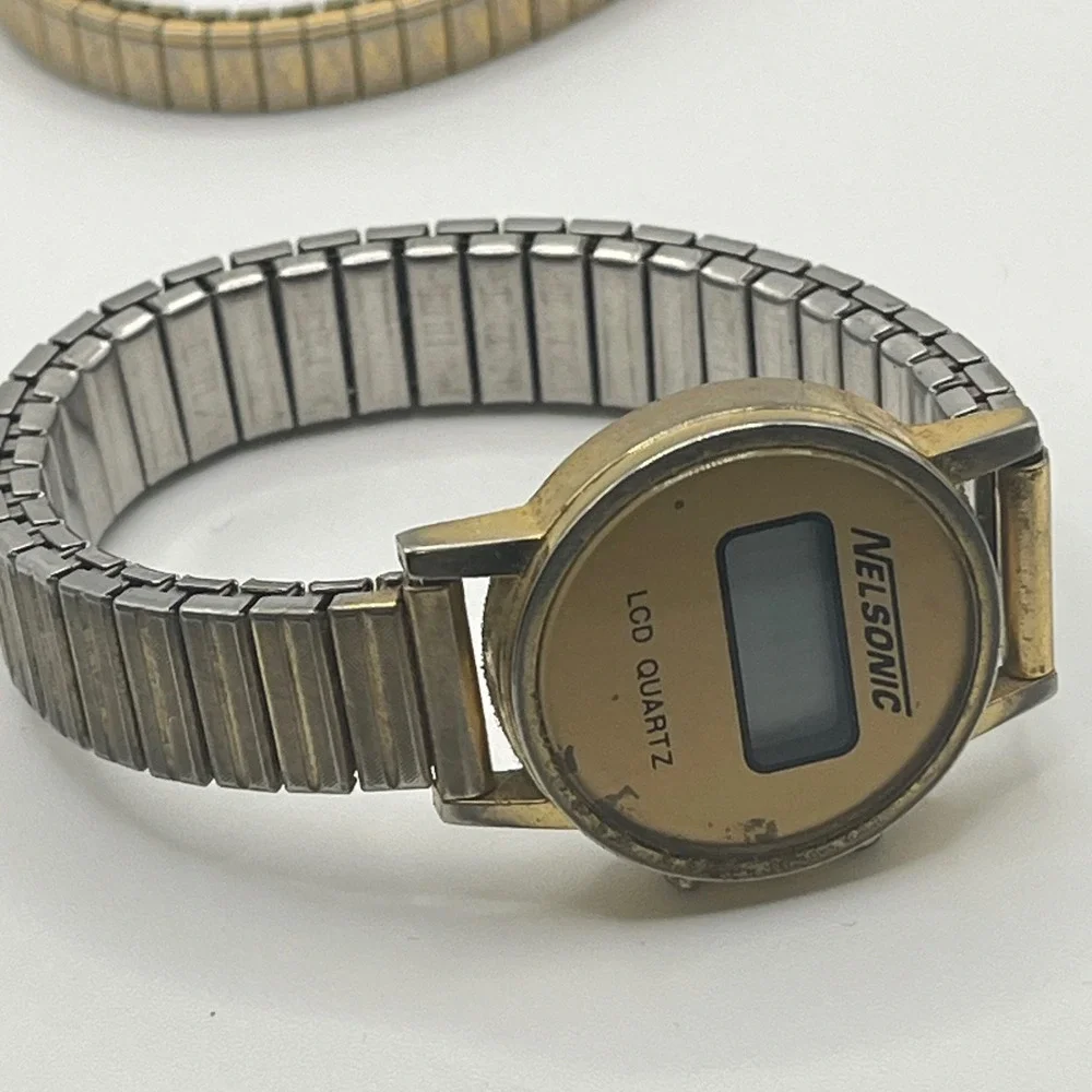 Lot of‎ 8 Womens Fashion Watches Assorted Styles Bands Faces